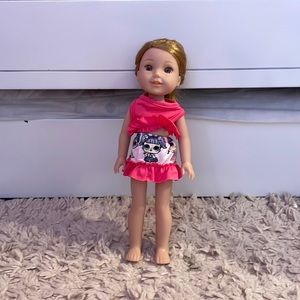 Willie wisher doll comes with clothes in picture